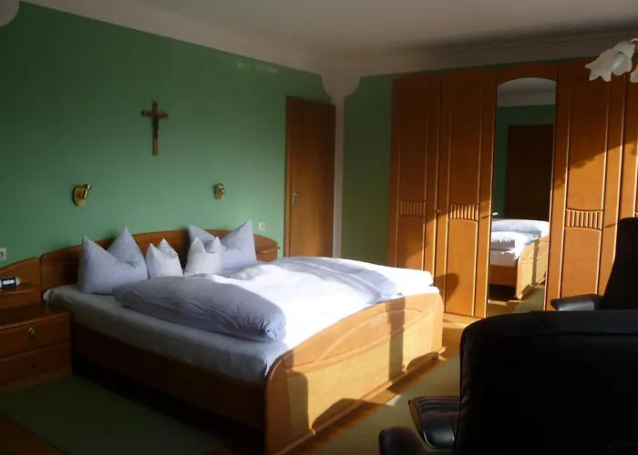 Haus Lissi Gasthof 3*